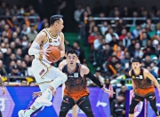 开云体育直播-名人篮球比赛圆满落幕，欢乐传递的简单介绍