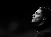 开云体育中国官网-欧冠半决赛之夜，文班亚马，篮球场上的绿茵英雄