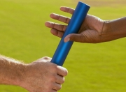 开云足球直播-跨界争锋，当黄蜂鏖战热火，马克西在德甲赛场完成终极接管