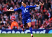 开云体育中国官网-新王加冕，辛纳ATP总决赛横扫式夺冠，美网荣耀成统治序章