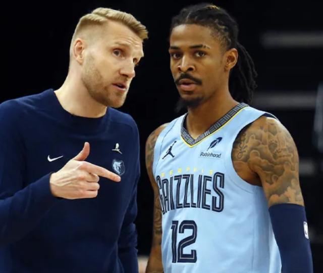 热火B队鏖战土耳其男篮,莫兰特送出助攻 热火B队鏖战土耳其男篮,莫兰特送出助攻