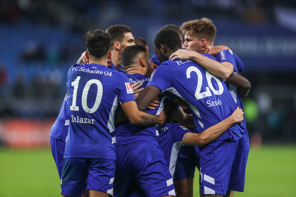 柏林赫塔遭遇败绩,需加强球队配合 柏林赫塔遭遇败绩,需加强球队配合