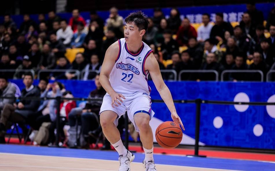 西藏男篮连胜劲旅,夺得领先优势 西藏男篮连胜劲旅,夺得领先优势