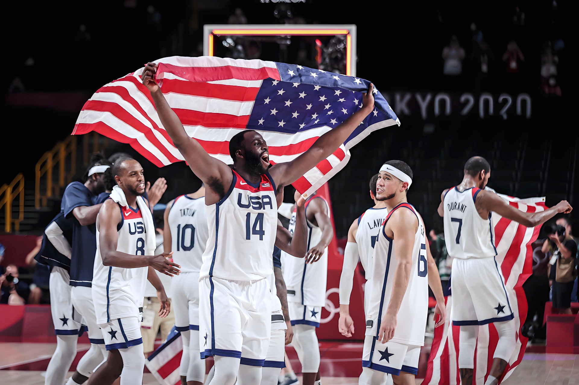 包含美国男篮大战加拿大,纷争不断惊险上演的词条 包含美国男篮大战加拿大,纷争不断惊险上演的词条