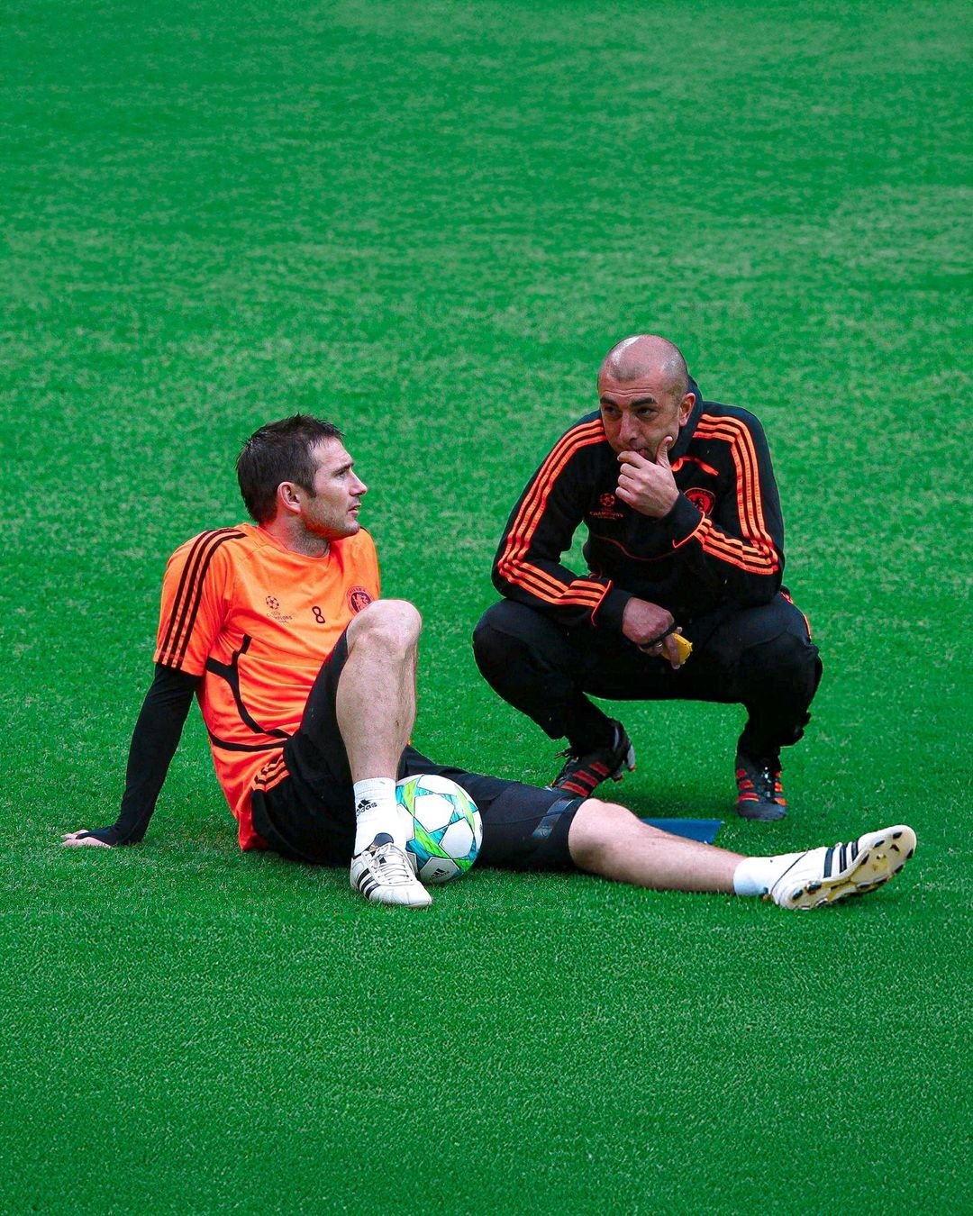 土耳其足球队请教名师进行训练 土耳其足球队请教名师进行训练