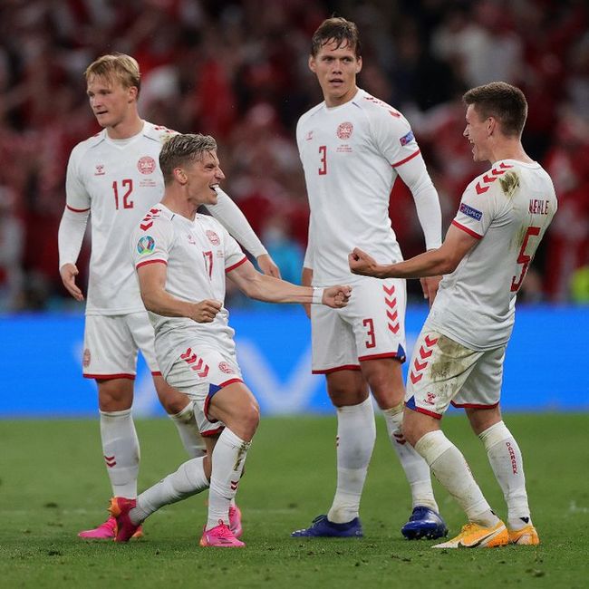 包含丹麦新秀携手合作，共创佳绩的词条