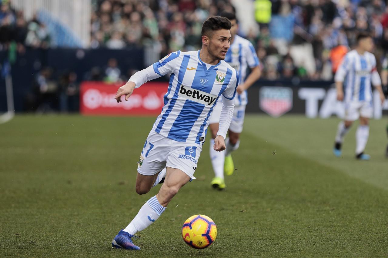 关于莱加内斯青训小将崭露头角，被誉为未来之星的信息