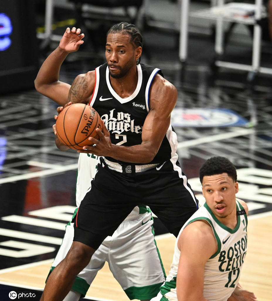 凯尔特人绝杀阿根廷男篮，伦纳德完成帽子戏法的简单介绍