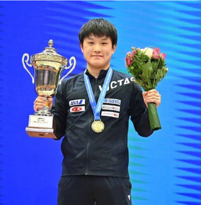 波兰乒乓球队横扫韩国乒乓球队，张本智和制霸全场的简单介绍