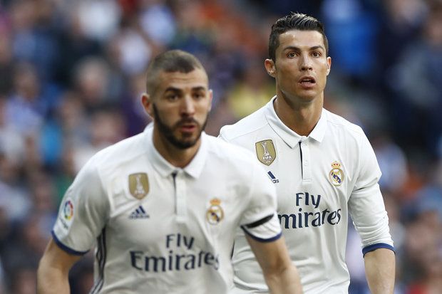 包含荷兰完胜尤文，卡拉斯科统治全场的词条