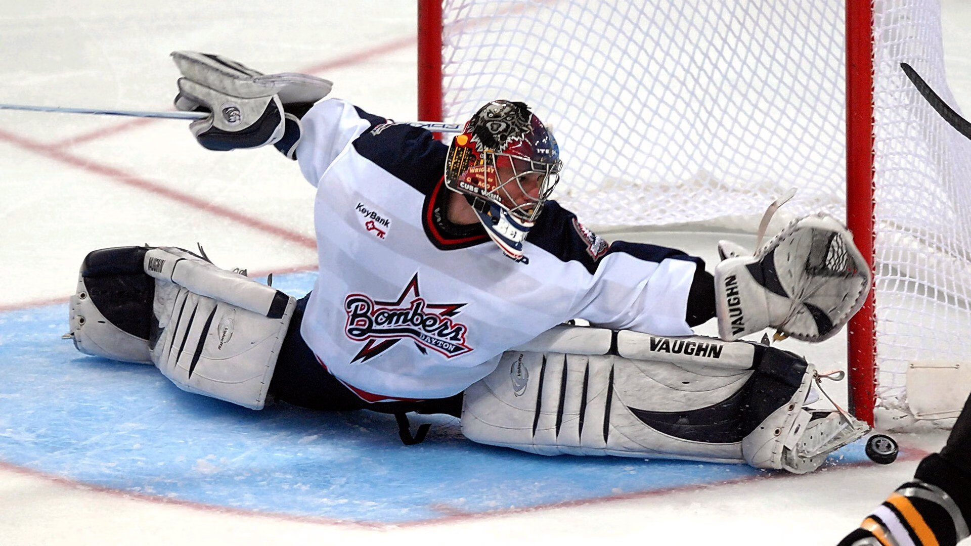 节奏大师西亚卡姆主导战局，尼克斯强势晋级剑指下一轮