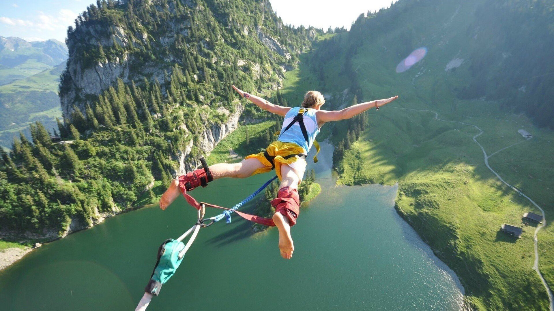 独舞的哥伦比亚,卡马文加用一脚传球,改写了整场比赛的命运